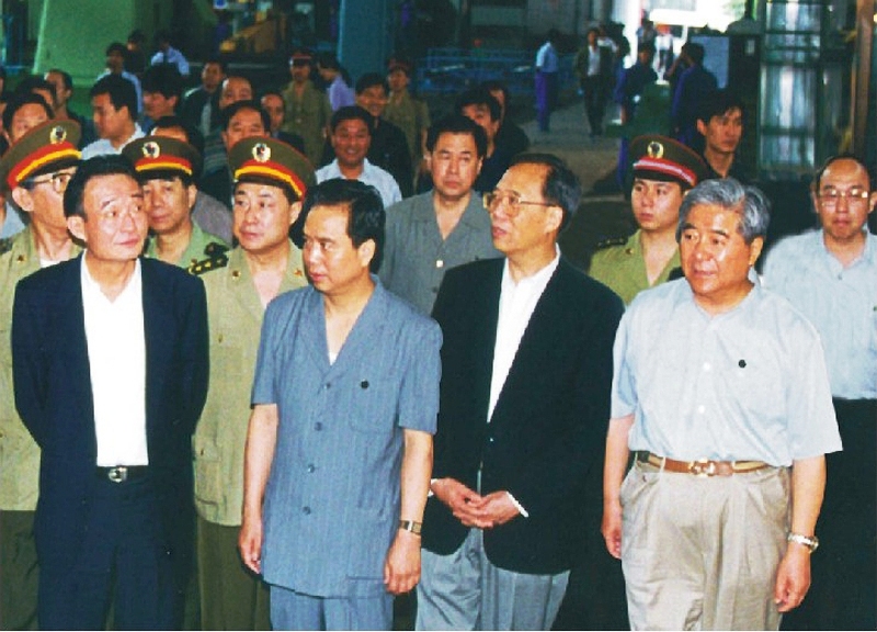 1999年党和国家领导人吴邦国、曾培炎、陕西省领导李建国、程安东来陕鼓视察